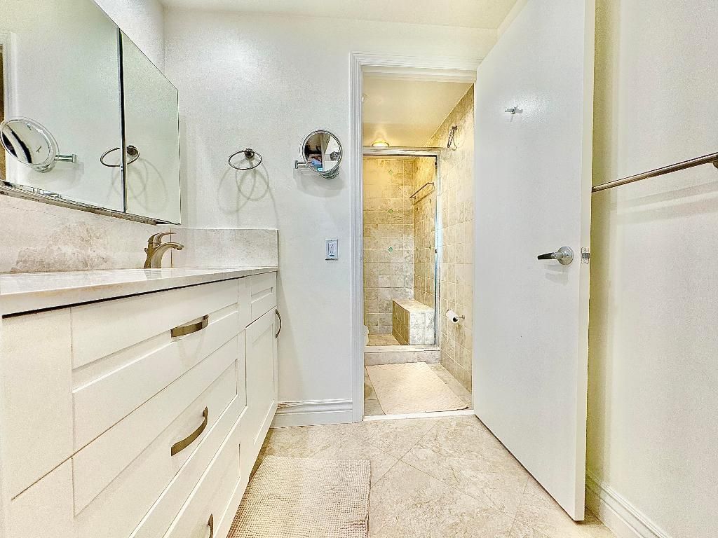 2871 N Ocean Boulevard, Unit D410, Boca Raton, FL 33431 Photo