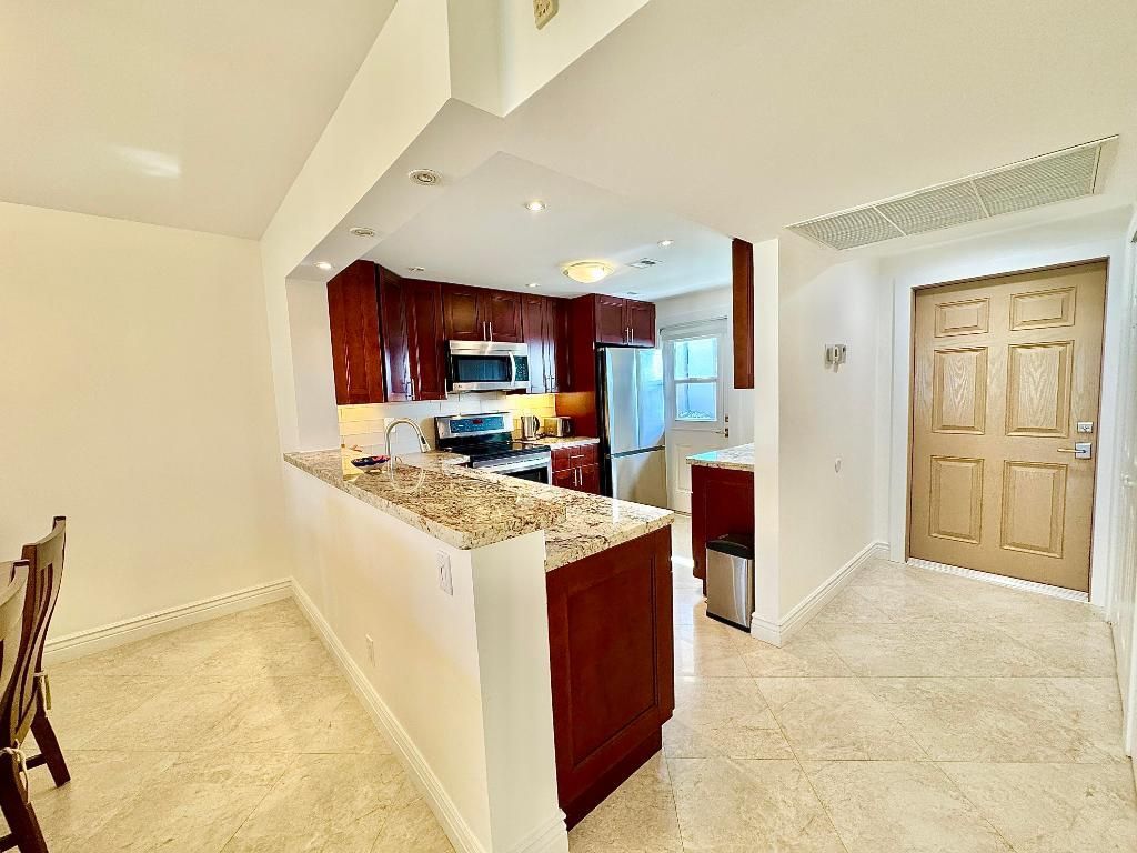 2871 N Ocean Boulevard, Unit D410, Boca Raton, FL 33431 Photo