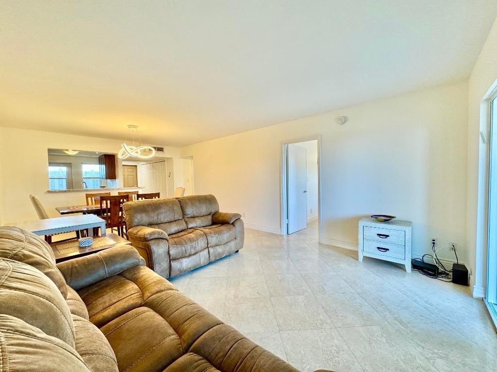 2871 N Ocean Boulevard, Unit D410, Boca Raton, FL 33431 Photo