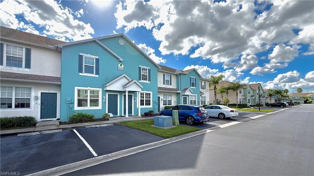 3620 Pine Oak Cir, Unit 105, Fort Myers, FL 33916 Photo