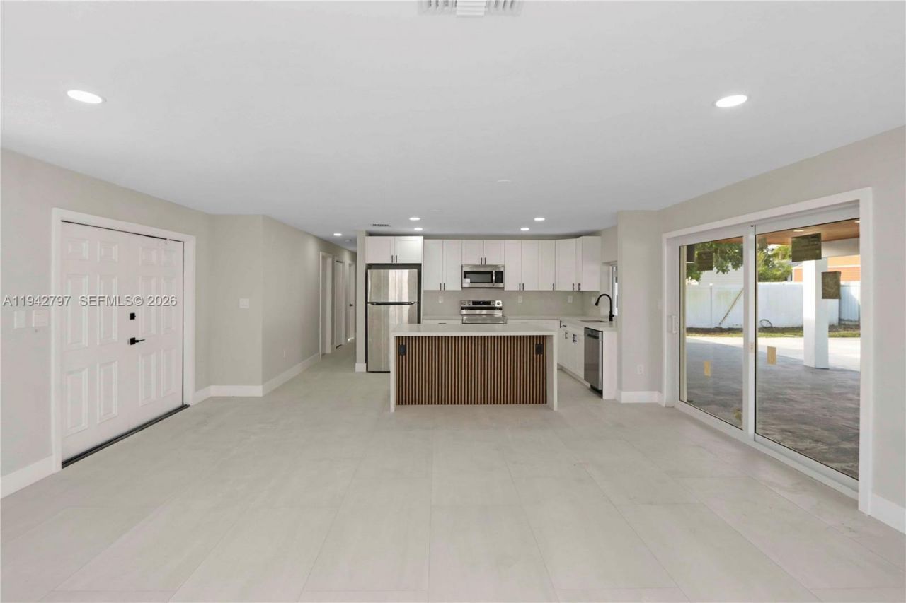 16232 SW 107th Ct, Miami, FL 33157 Photo