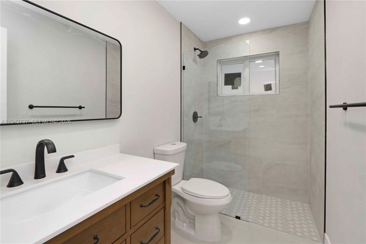 16232 SW 107th Ct, Miami, FL 33157 Photo