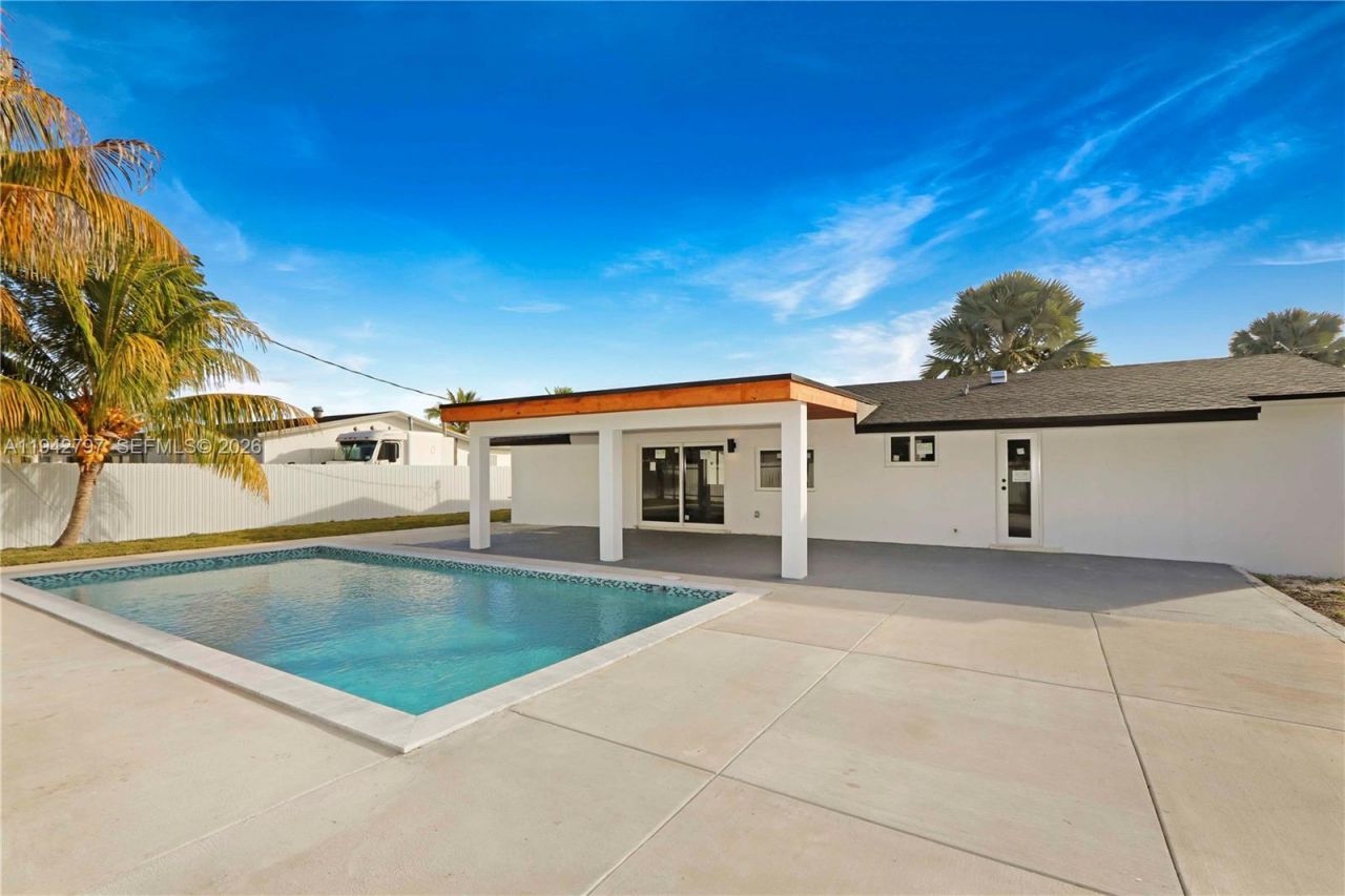 16232 SW 107th Ct, Miami, FL 33157 Photo