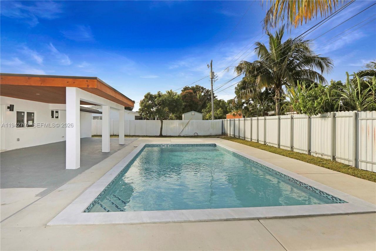 16232 SW 107th Ct, Miami, FL 33157 Photo