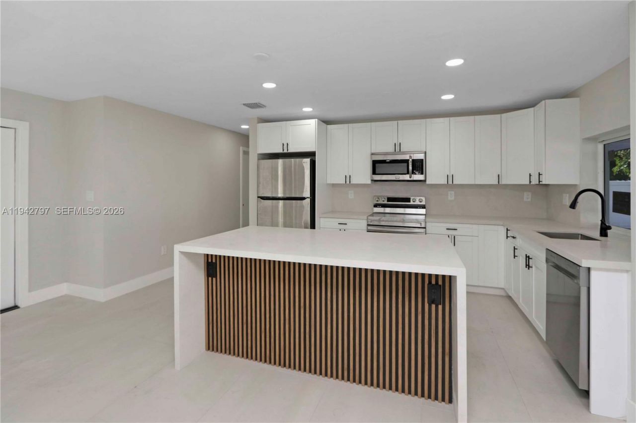 16232 SW 107th Ct, Miami, FL 33157 Photo