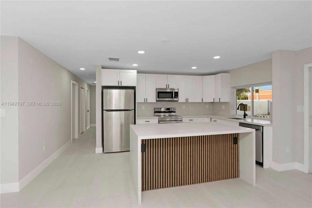 16232 SW 107th Ct, Miami, FL 33157 Photo