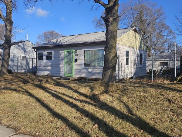 5516 N 60th St, Milwaukee, WI 53218