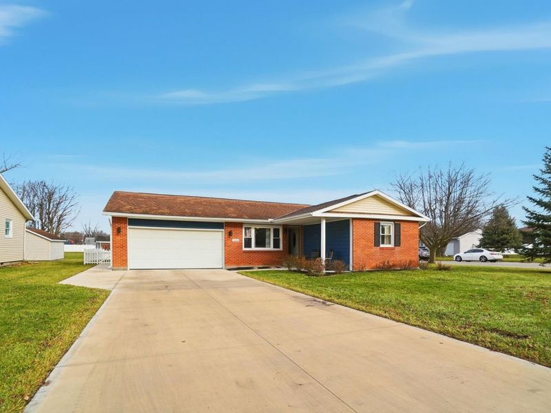 1108 Middle Street, Wapakoneta, OH 45895 Photo 2