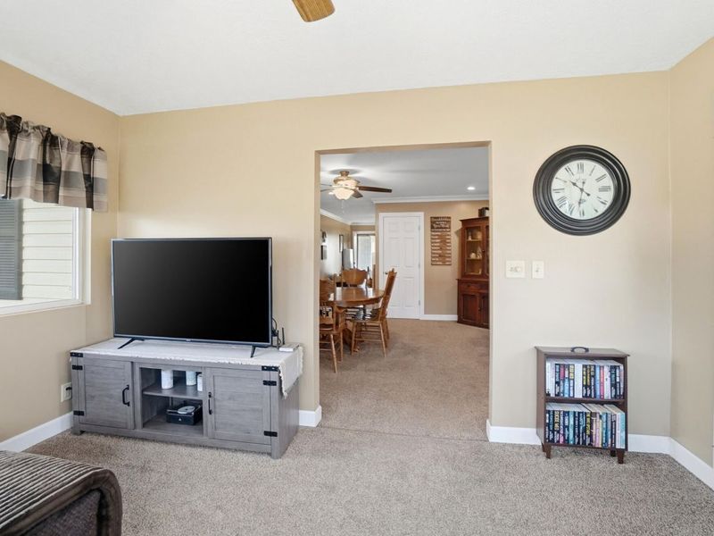 1108 Middle Street, Wapakoneta, OH 45895 Photo 9