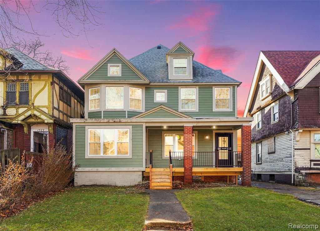 1583 Cadillac Boulevard, Detroit, MI 48214 Main Photo