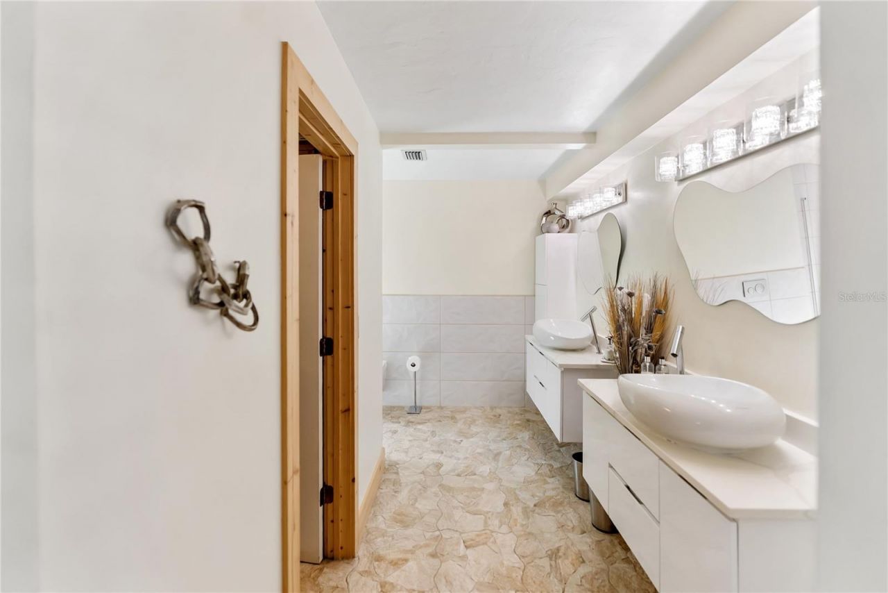 5482 Beneva Woods Circle, Sarasota, FL 34233 Photo