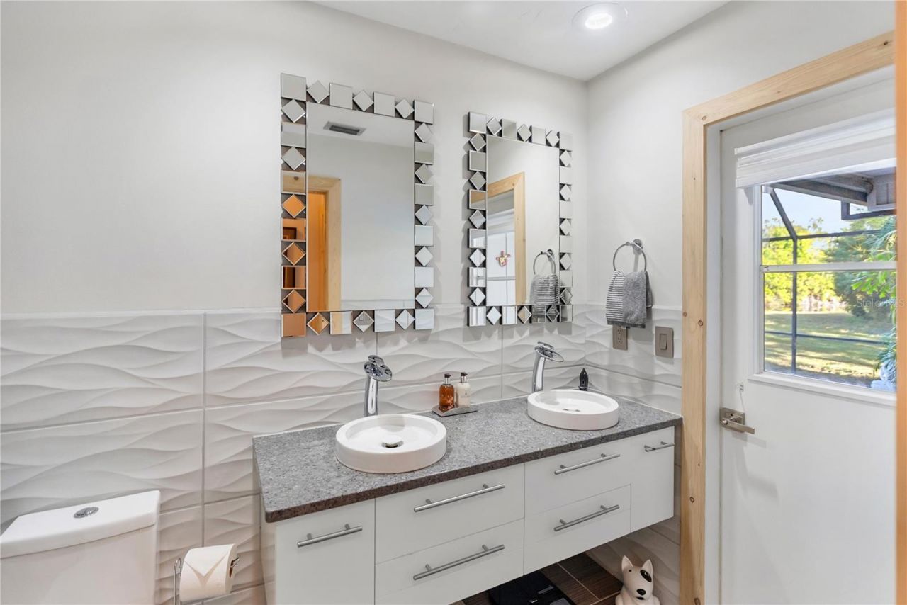 5482 Beneva Woods Circle, Sarasota, FL 34233 Photo