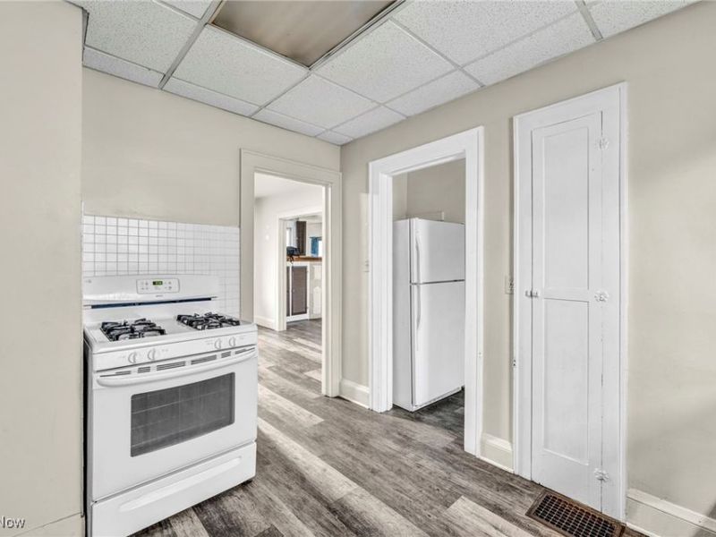 36 W Wilbeth Road, Akron, OH 44301 Photo 16