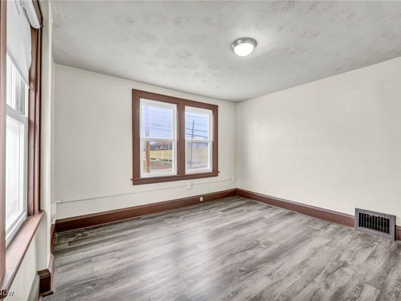 36 W Wilbeth Road, Akron, OH 44301 Photo 21