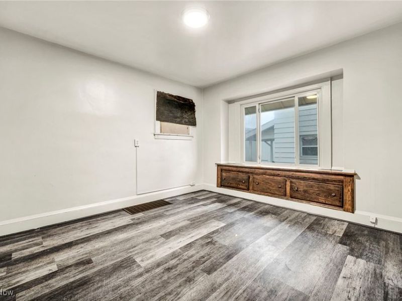 36 W Wilbeth Road, Akron, OH 44301 Photo 5