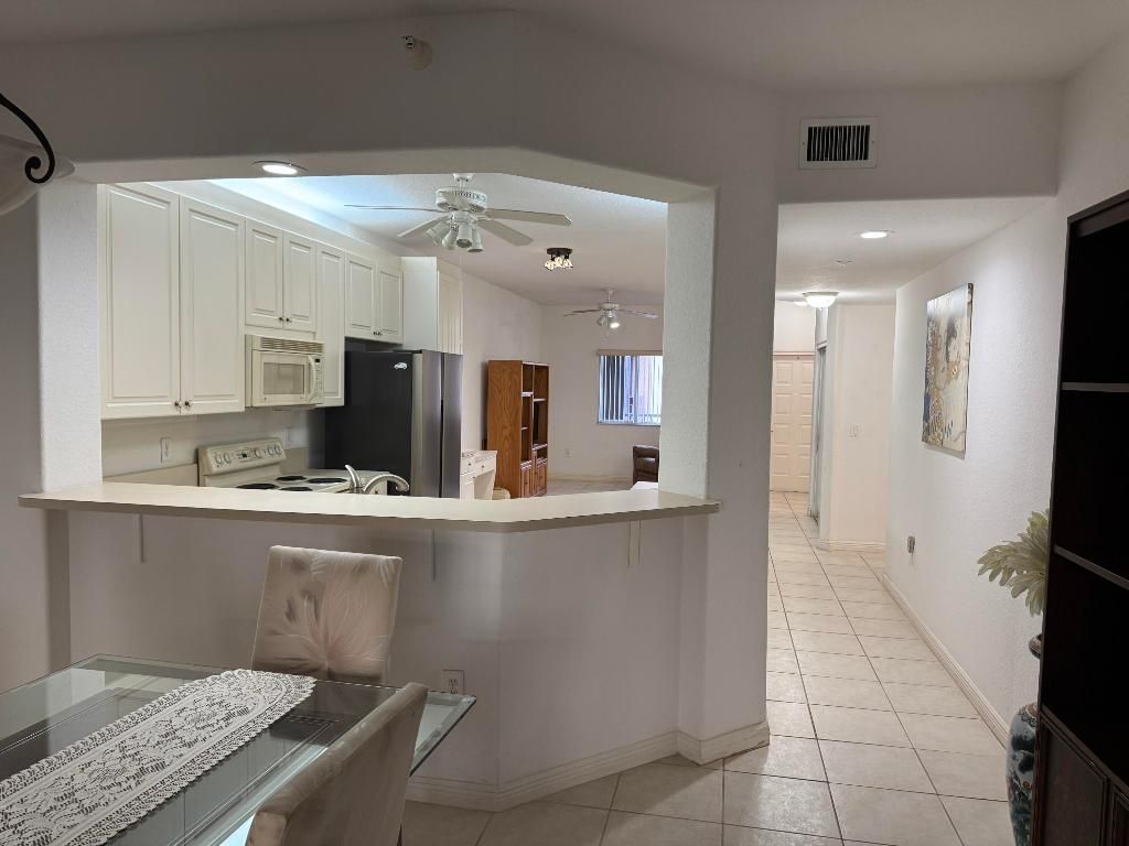 7715 Southampton Terrace, Unit 405, Tamarac, FL 33321 Photo