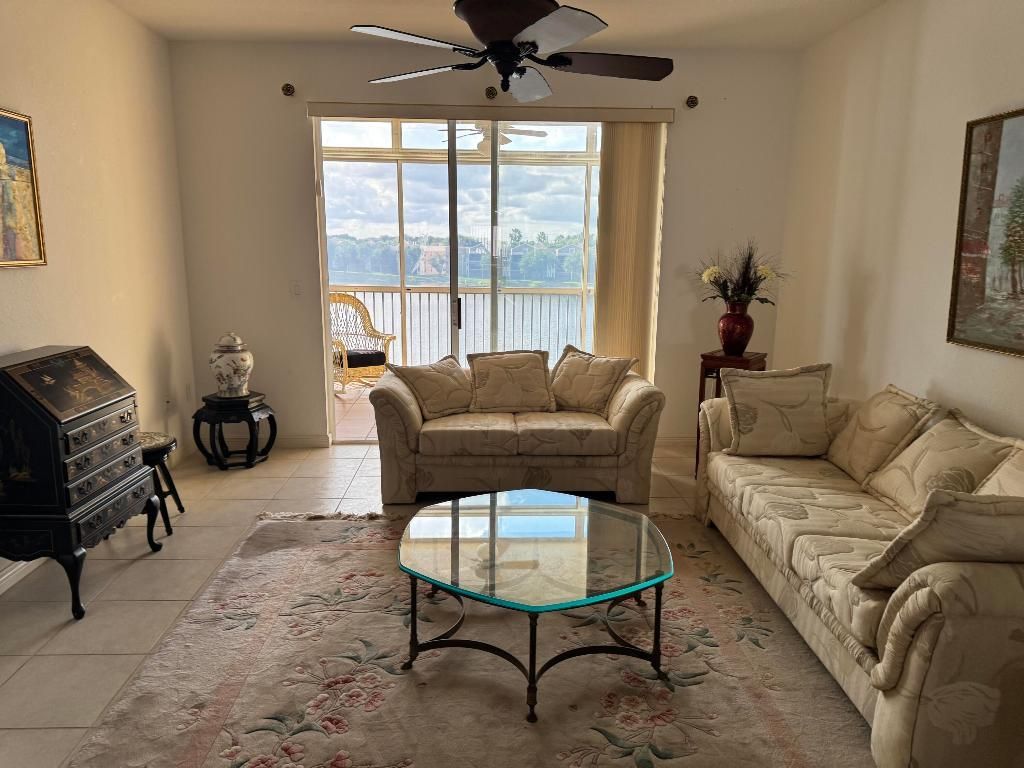 7715 Southampton Terrace, Unit 405, Tamarac, FL 33321 Photo