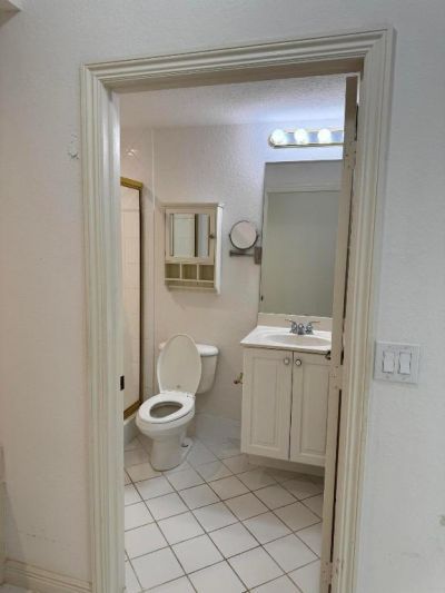 7715 Southampton Terrace, Unit 405, Tamarac, FL 33321 Photo