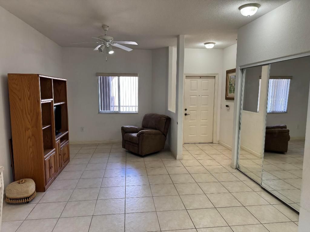 7715 Southampton Terrace, Unit 405, Tamarac, FL 33321 Photo