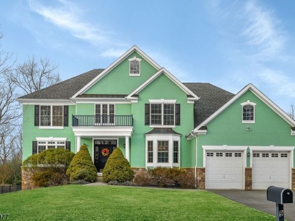 9 Skyview Ter, Riverdale, NJ 07457