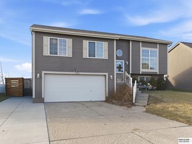 11710 S 209th Avenue, Gretna, NE 68028
