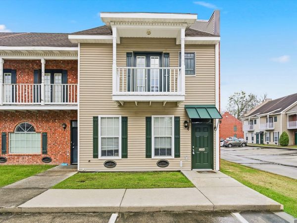 2106 Belle Pointe Alley, Baton Rouge, LA 70820