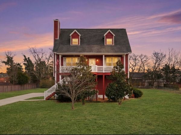 713 Washington Dr, Lebanon, TN 37087