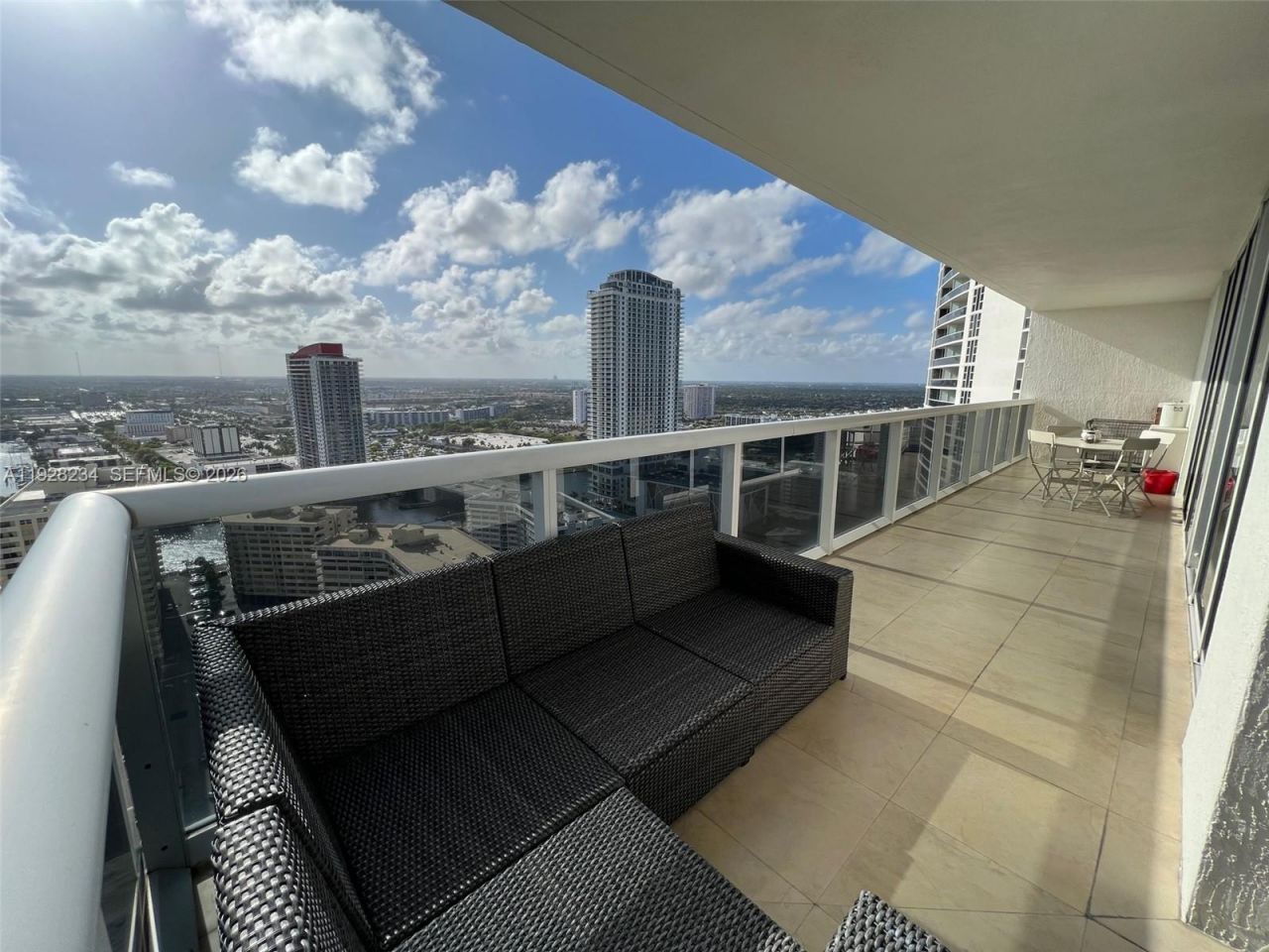 1830 S Ocean Dr, Unit 3006, Hallandale Beach, FL 33009 Photo