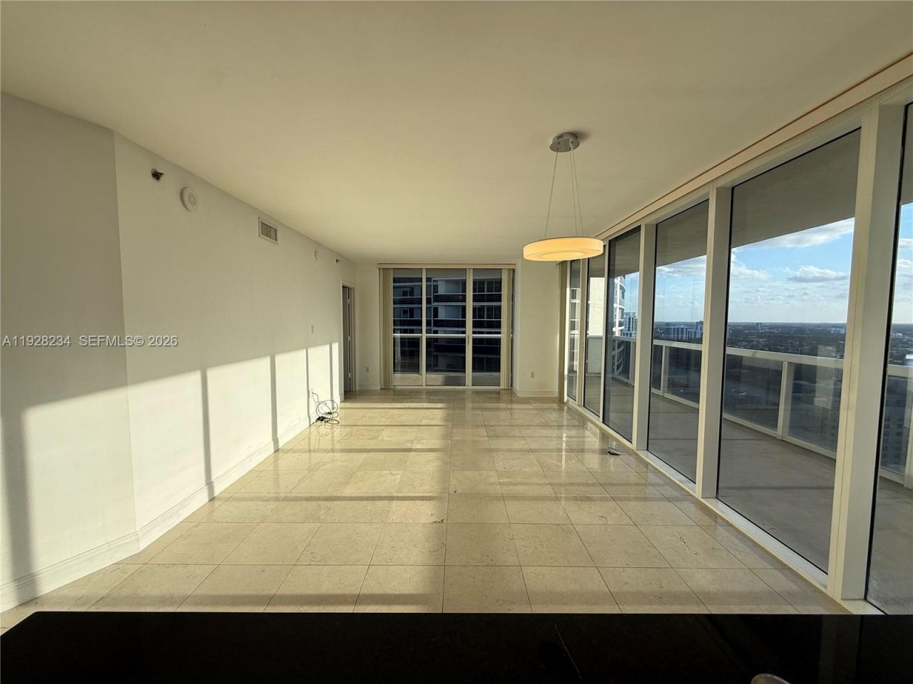 1830 S Ocean Dr, Unit 3006, Hallandale Beach, FL 33009 Photo