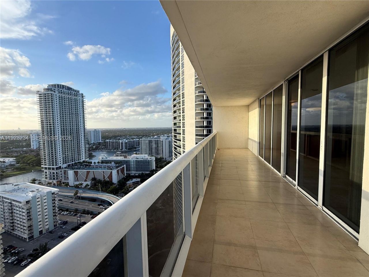 1830 S Ocean Dr, Unit 3006, Hallandale Beach, FL 33009 Photo