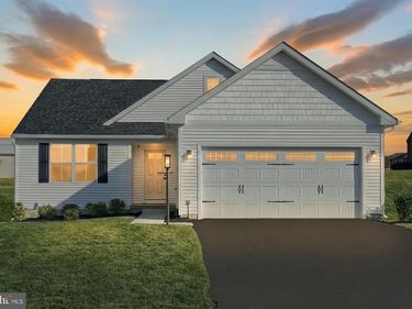 77 SUMMERFIELD DRIVE, HANOVER, PA 17331