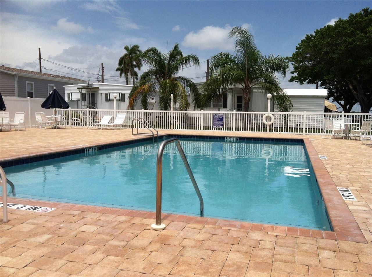 3710 Gulf Of Mexico Drive, Unit E11, Longboat Key, FL 34228 Photo