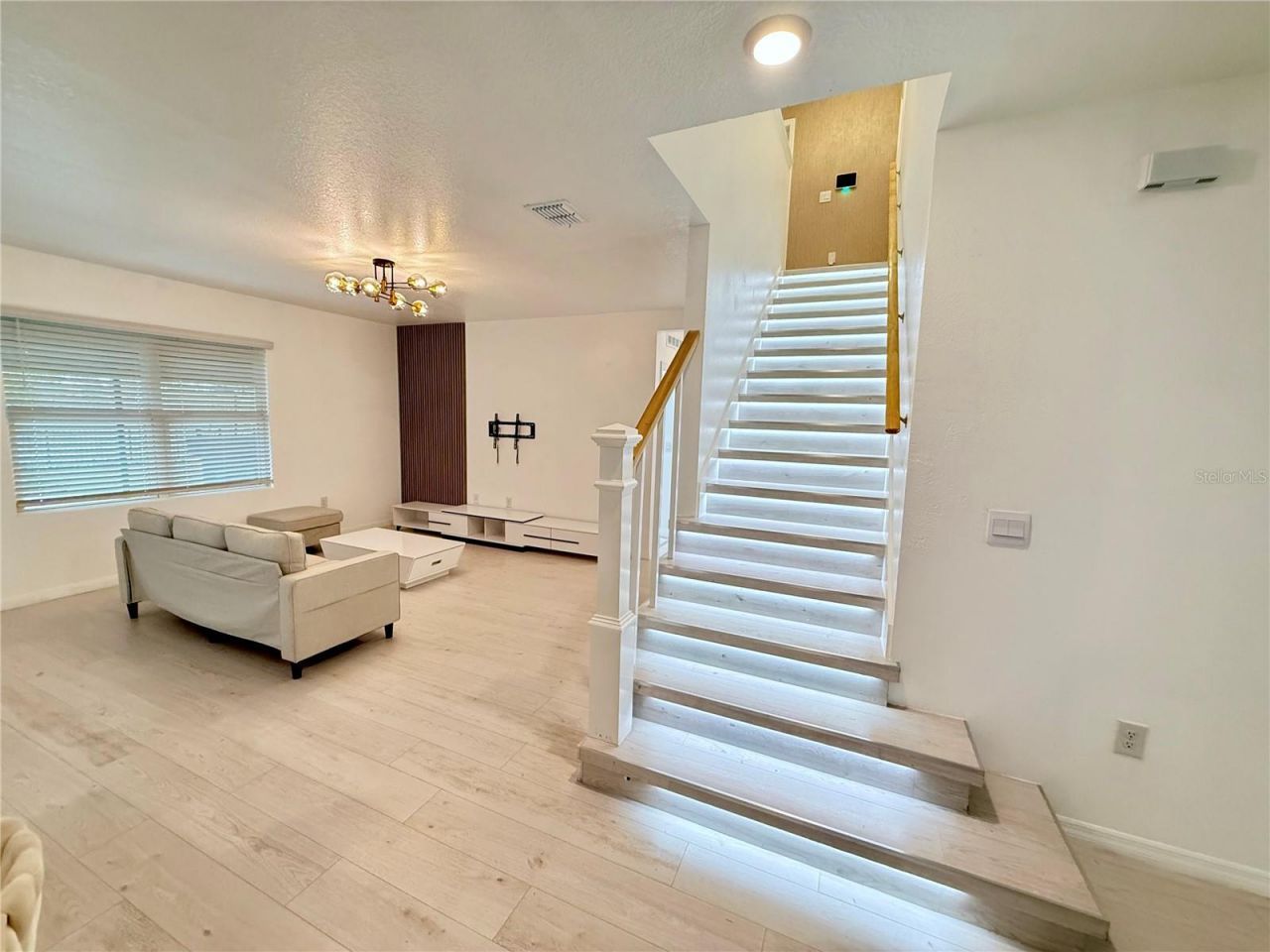 2731 House Finch Road, Harmony, FL 34773 Photo