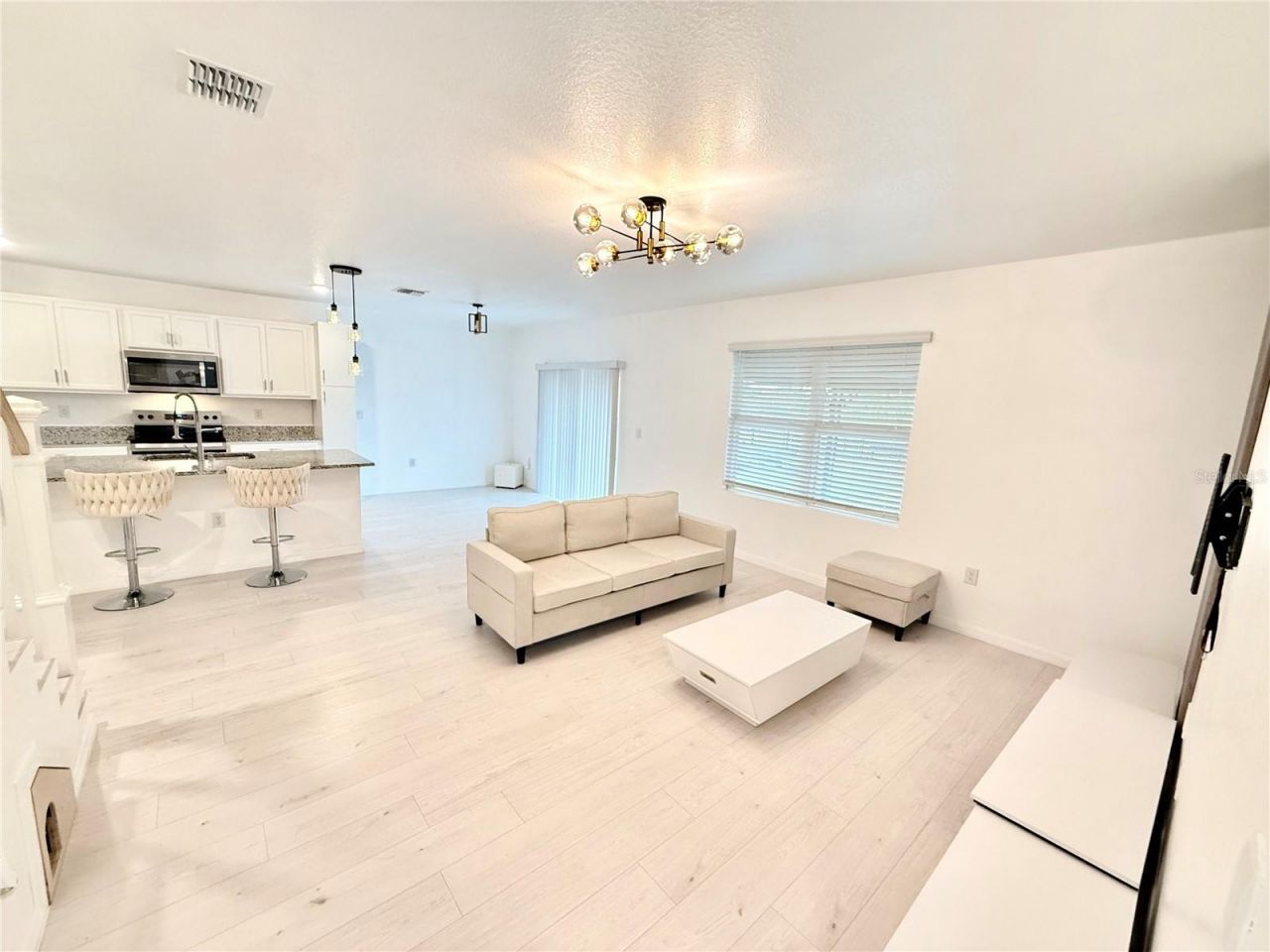 2731 House Finch Road, Harmony, FL 34773 Photo