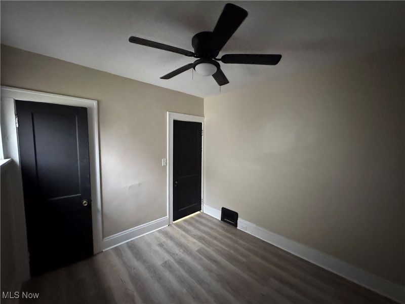 14910 Kingsford Avenue, Cleveland, OH 44128 Photo 25