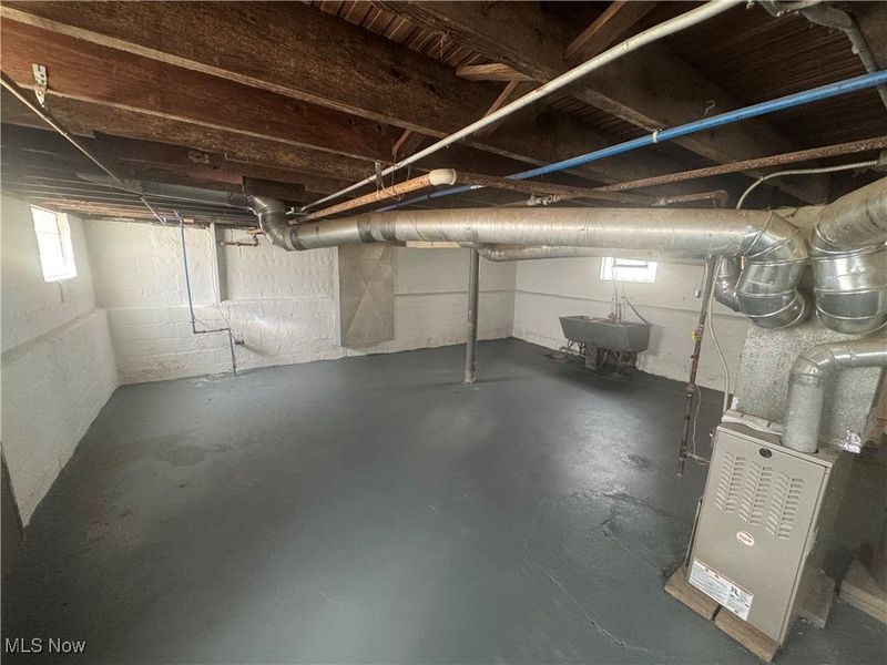 14910 Kingsford Avenue, Cleveland, OH 44128 Photo 32