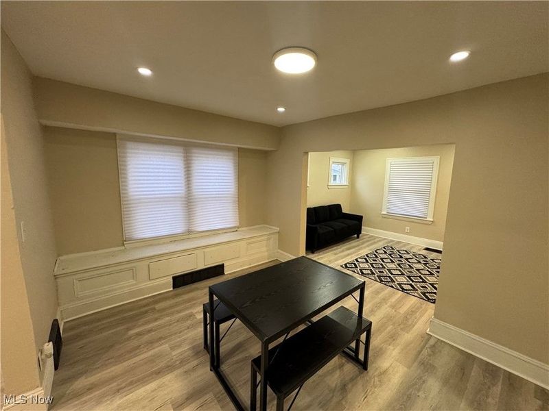 14910 Kingsford Avenue, Cleveland, OH 44128 Photo 9