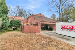 104 Kings Way photo 4