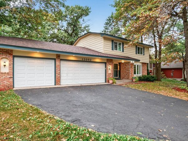 12092 Butternut Street NW, Coon Rapids, MN 55448