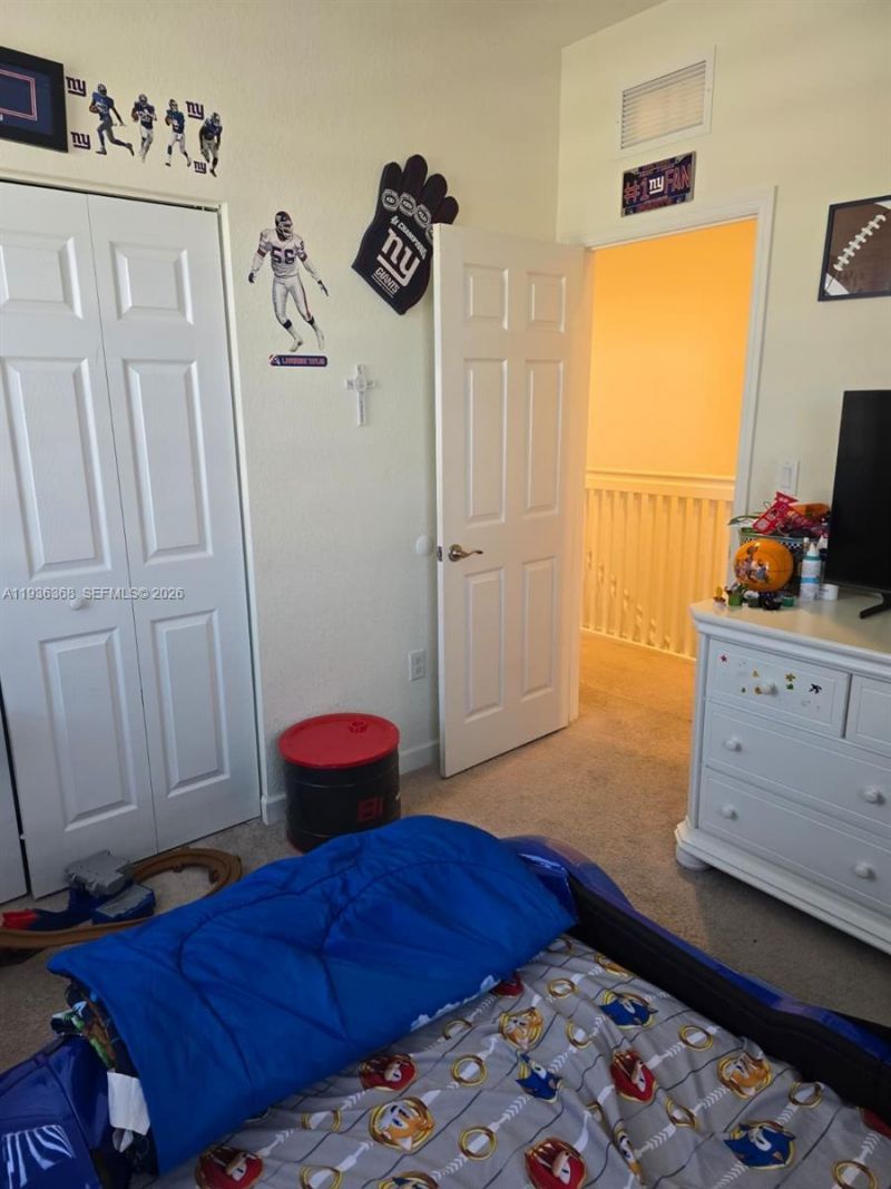 3368 W 105th Ter, Hialeah, FL 33018 Photo