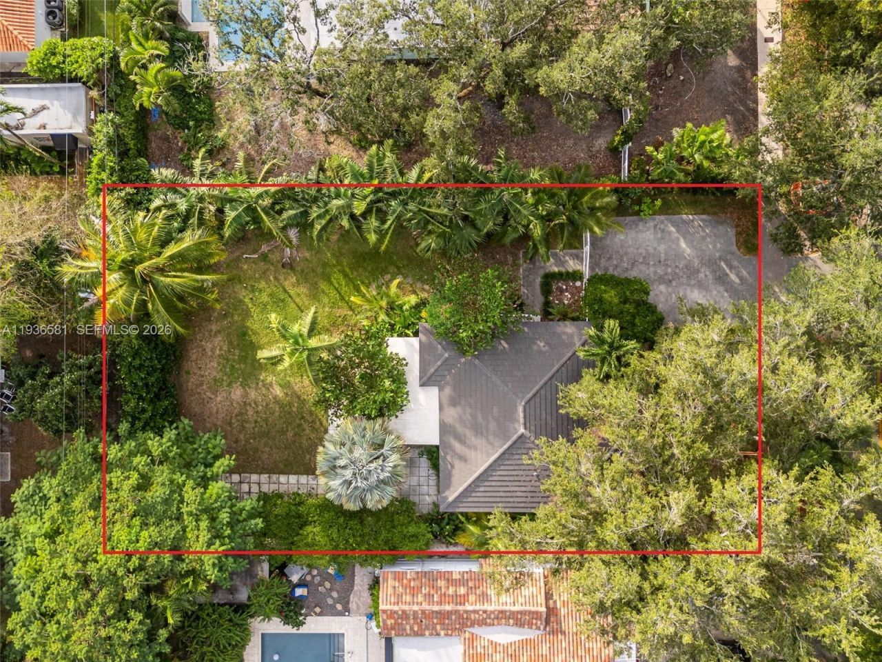 446 Madeira Ave, Coral Gables, FL 33134 Photo