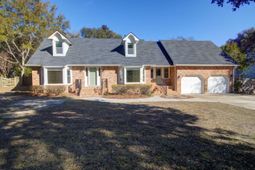 404 Hobcaw Drive photo 4