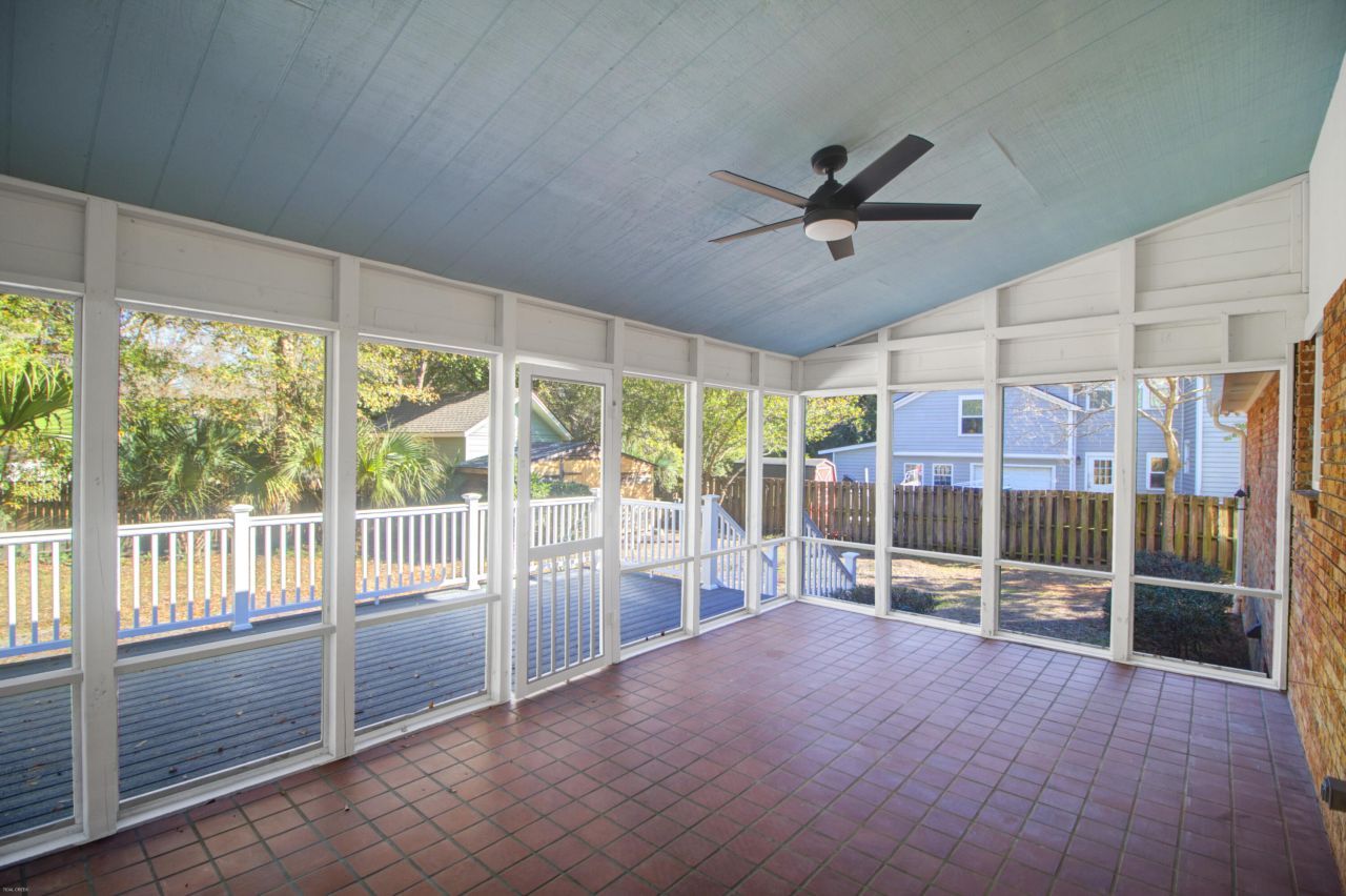 404 Hobcaw Drive Photo 21