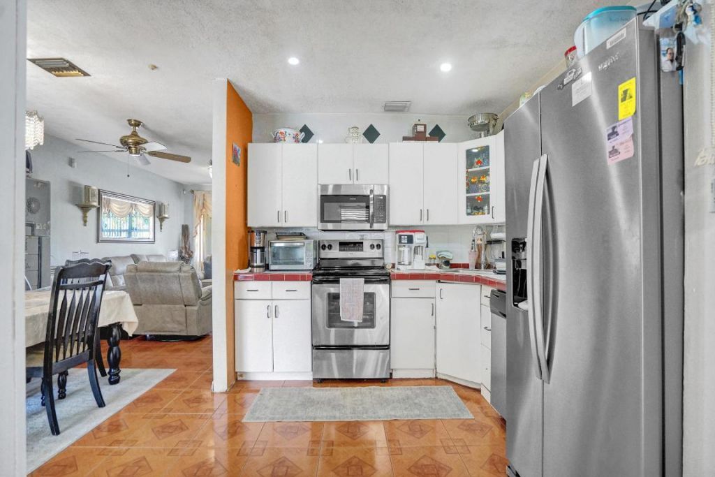 640 NE 24th Street, Pompano Beach, FL 33064 Photo