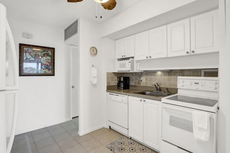 150 N Ocean Boulevard, Unit W-20, Delray Beach, FL 33483 Photo