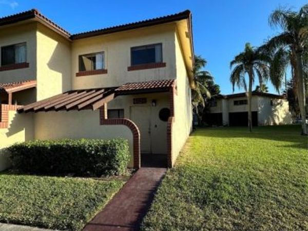 4624 NW 90th Avenue, Unit 4624, Sunrise, FL 33351