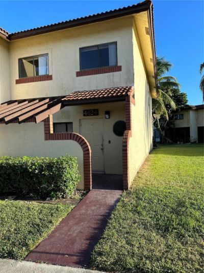 4624 NW 90th Avenue, Unit 4624, Sunrise, FL 33351 Photo