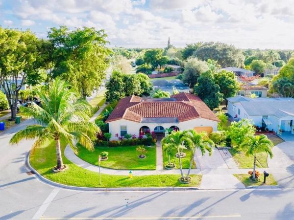 5101 SW 6th Place, Margate, FL 33068