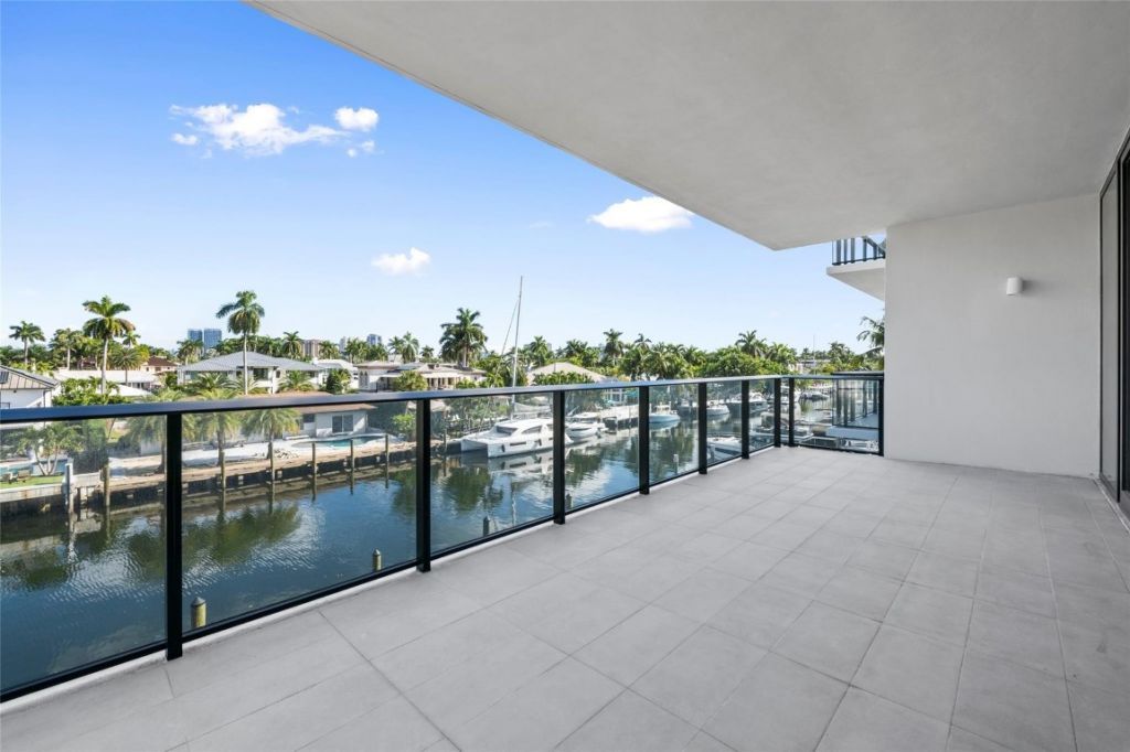 160 Isle Of Venice Drive, Unit 302, Fort Lauderdale, FL 33301 Photo