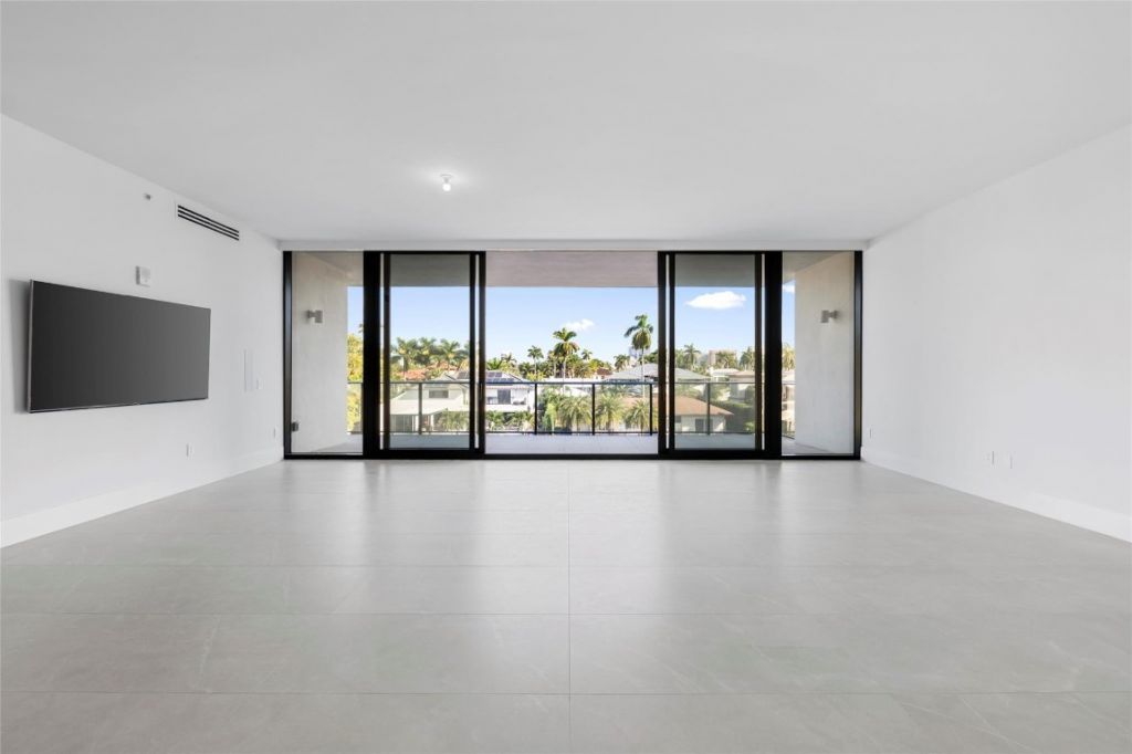 160 Isle Of Venice Drive, Unit 302, Fort Lauderdale, FL 33301 Photo